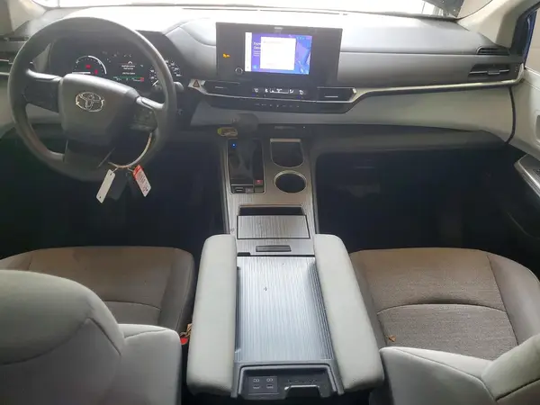 5TDBRKEC1SS263479 2025 TOYOTA SIENNA - Image 8