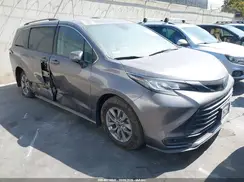 5TDBRKEC2NS086882 2022 TOYOTA SIENNA