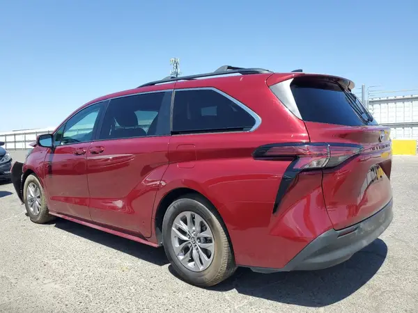 5TDBRKEC2NS113434 2022 TOYOTA SIENNA - Image 2