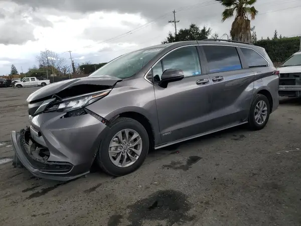 5TDBRKEC3MS004866 2021 TOYOTA SIENNA - Image 1