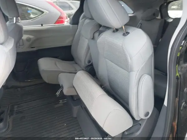 5TDBRKEC3MS049189 2021 TOYOTA SIENNA - Image 8