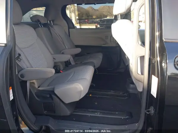 5TDBRKEC3NS092996 2022 TOYOTA SIENNA - Image 8