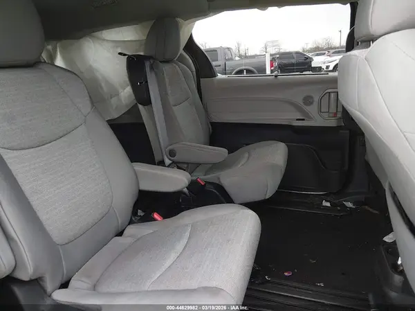 5TDBRKEC3PS168140 2023 TOYOTA SIENNA - Image 8