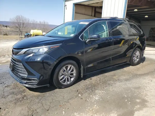 5TDBRKEC3RS187385 2024 TOYOTA SIENNA - Image 1