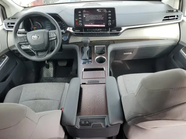 5TDBRKEC3RS222247 2024 TOYOTA SIENNA - Image 8