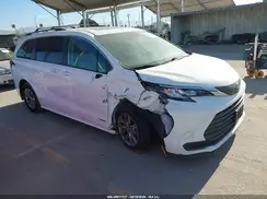 5TDBRKEC4MS073310 2021 TOYOTA SIENNA