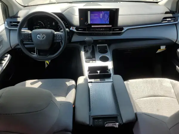 5TDBRKEC5SS253859 2025 TOYOTA SIENNA - Image 8