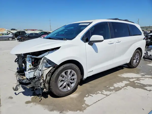 5TDBRKEC6MS028482 2021 TOYOTA SIENNA - Image 1