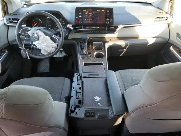 5TDBRKEC6MS030233 2021 TOYOTA SIENNA - Image 8