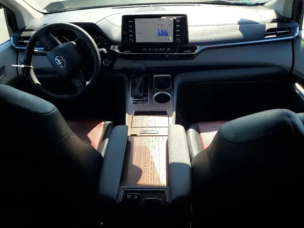 5TDBRKEC7RS224454 2024 TOYOTA SIENNA - Image 8