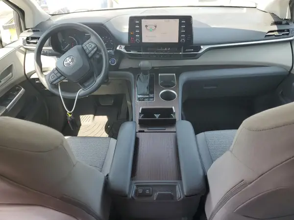 5TDBRKEC8NS116421 2022 TOYOTA SIENNA - Image 8