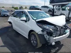 5TDBRKEC8SS241060 2025 TOYOTA SIENNA