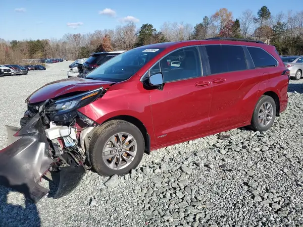 5TDBRKEC9MS010249 2021 TOYOTA SIENNA - Image 1