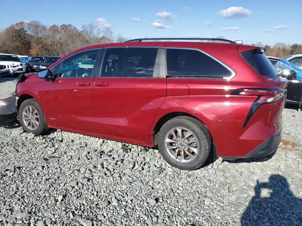 5TDBRKEC9MS010249 2021 TOYOTA SIENNA - Image 2