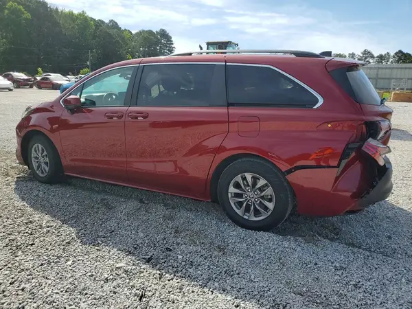 5TDBRKECXNS130952 2022 TOYOTA SIENNA - Image 2
