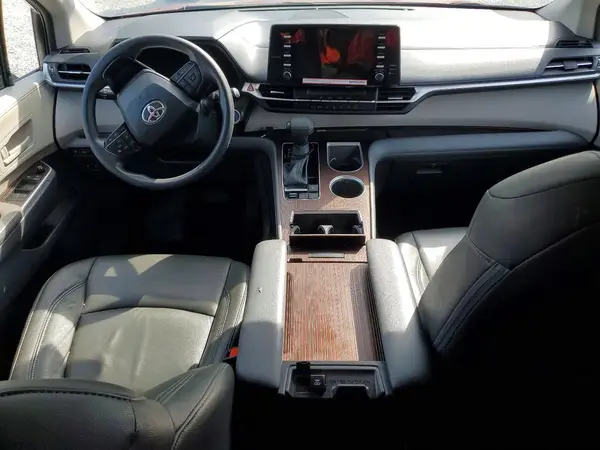 5TDBRKECXNS130952 2022 TOYOTA SIENNA - Image 8