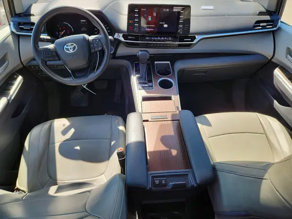 5TDBRKECXPS175067 2023 TOYOTA SIENNA - Image 8