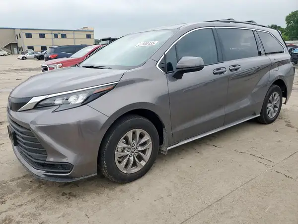 5TDBRKECXRS222083 2024 TOYOTA SIENNA - Image 1