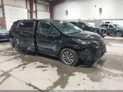 5TDBRKECXRS224772 2024 TOYOTA SIENNA