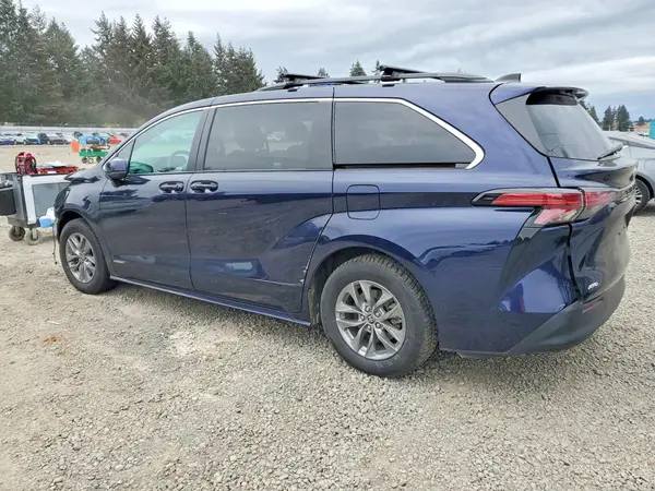 5TDBSKFC0MS021207 2021 TOYOTA SIENNA - Image 2