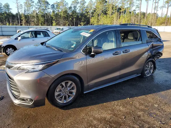 5TDBSKFC1MS020258 2021 TOYOTA SIENNA - Image 1