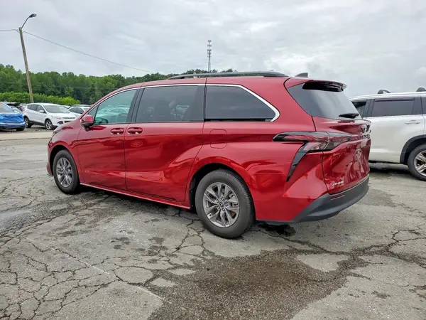5TDBSKFC1SS201597 2025 TOYOTA SIENNA - Image 2