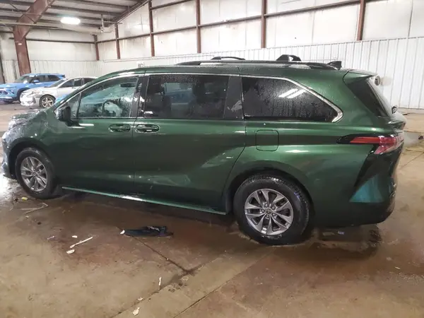 5TDBSKFC3NS073500 2022 TOYOTA SIENNA - Image 2