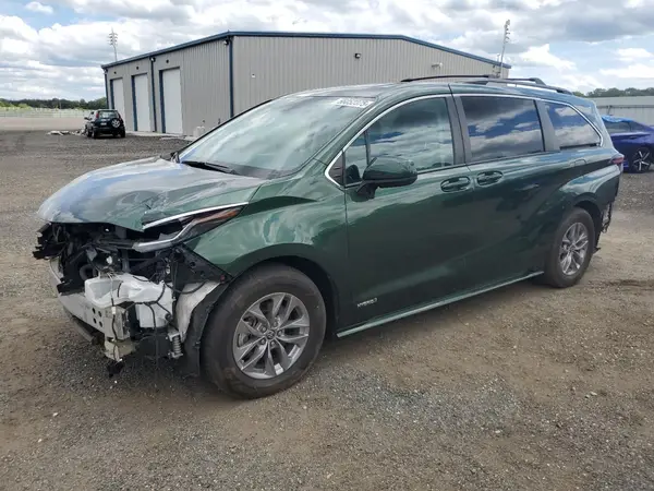 5TDBSKFC4MS027897 2021 TOYOTA SIENNA - Image 1