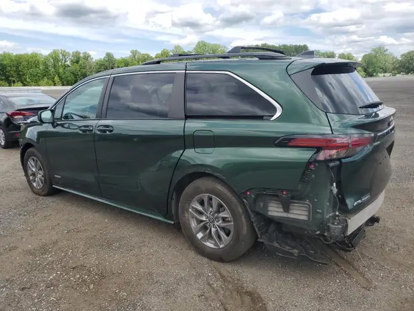 5TDBSKFC4MS027897 2021 TOYOTA SIENNA - Image 2