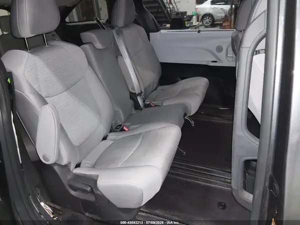 5TDBSKFC4SS184410 2025 TOYOTA SIENNA - Image 8