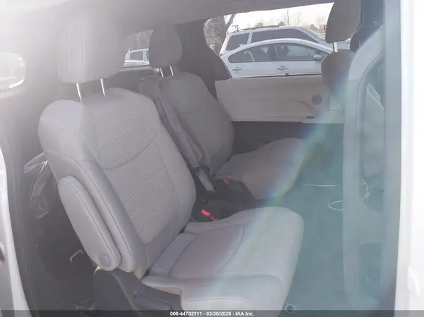 5TDBSKFC5SS178373 2025 TOYOTA SIENNA - Image 8