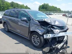 5TDBSKFC6MS020496 2021 TOYOTA SIENNA