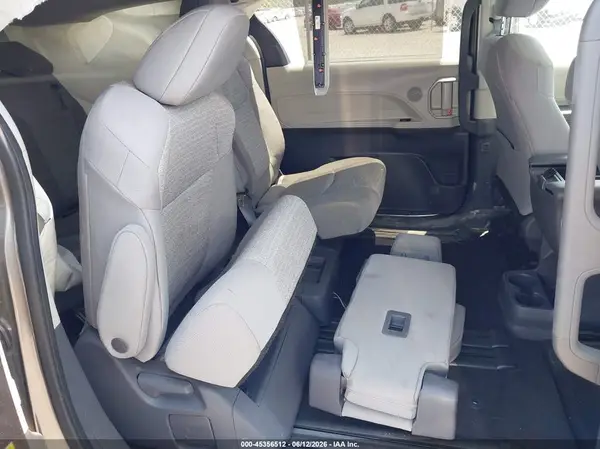5TDBSKFC6MS020496 2021 TOYOTA SIENNA - Image 8