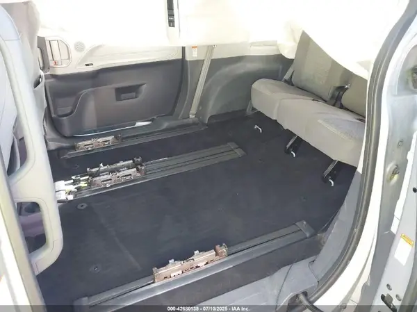 5TDBSKFC6MS020739 2021 TOYOTA SIENNA - Image 8