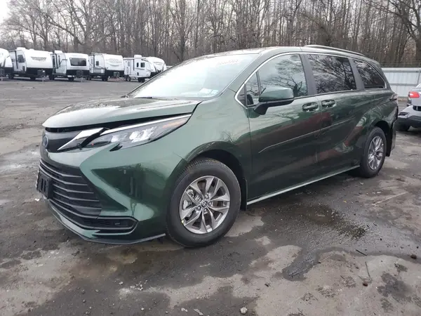 5TDBSKFC6SS155328 2025 TOYOTA SIENNA - Image 1