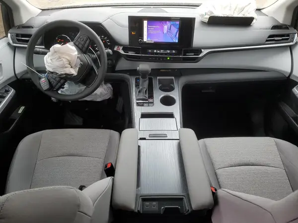 5TDBSKFC7SS171375 2025 TOYOTA SIENNA - Image 8