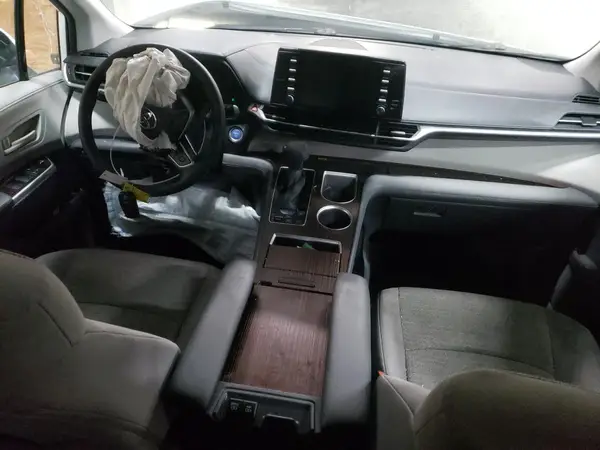 5TDBSKFCXMS023725 2021 TOYOTA SIENNA - Image 8