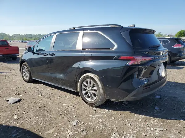 5TDBSKFCXNS060663 2022 TOYOTA SIENNA - Image 2