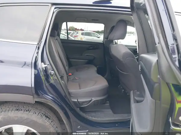5TDBZRBH0LS009286 2020 TOYOTA HIGHLANDER - Image 8