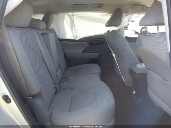 5TDBZRBH0LS506967 2020 TOYOTA HIGHLANDER - Image 8