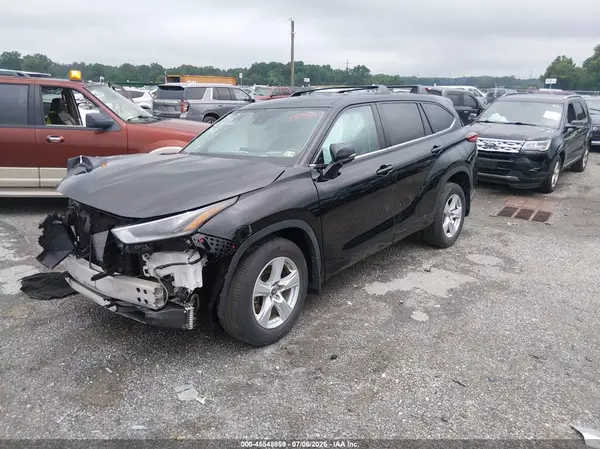 5TDBZRBH0MS097516 2021 TOYOTA HIGHLANDER - Image 2
