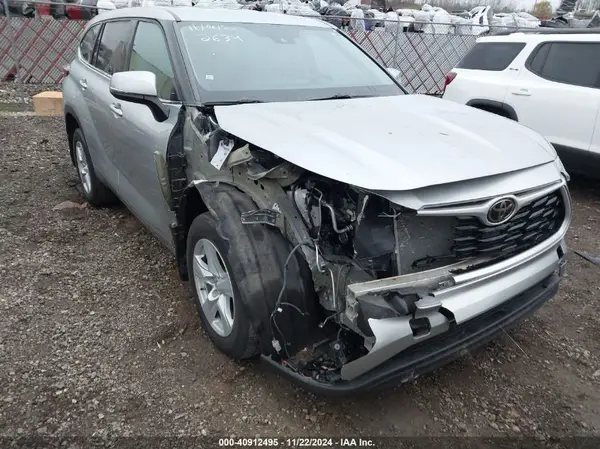 5TDBZRBH0MS102634 2021 TOYOTA HIGHLANDER - Image 1