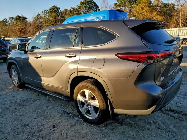 5TDBZRBH0MS129266 2021 TOYOTA HIGHLANDER - Image 2