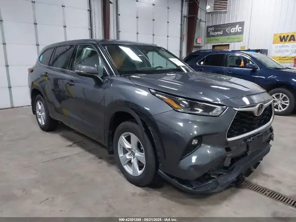 5TDBZRBH0MS524399 2021 TOYOTA HIGHLANDER - Image 1