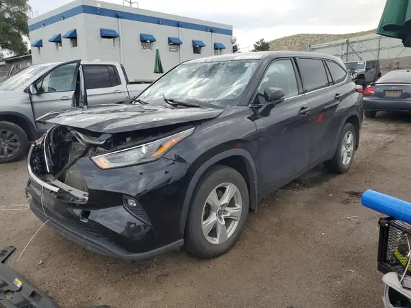 5TDBZRBH0NS168862 2022 TOYOTA HIGHLANDER - Image 1