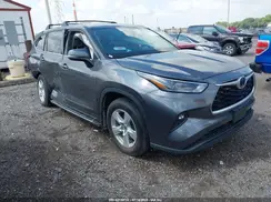 5TDBZRBH0NS571742 2022 TOYOTA HIGHLANDER