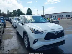 5TDBZRBH0NS578609 2022 TOYOTA HIGHLANDER