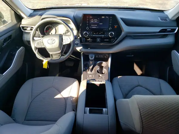 5TDBZRBH0NS594826 2022 TOYOTA HIGHLANDER - Image 8