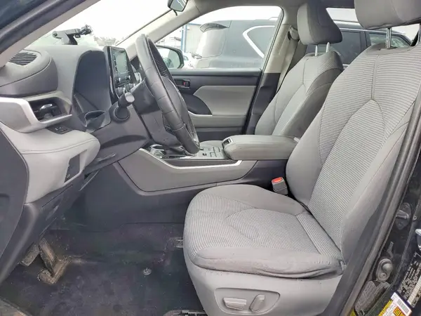 2020 TOYOTA HIGHLANDER auction photo 7