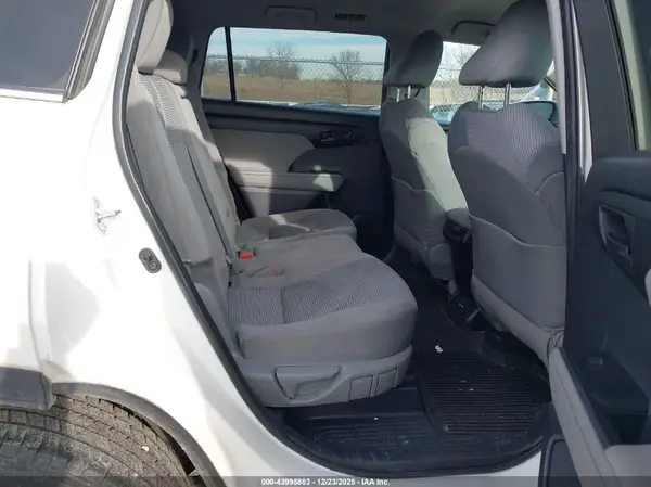 5TDBZRBH1LS515189 2020 TOYOTA HIGHLANDER - Image 8